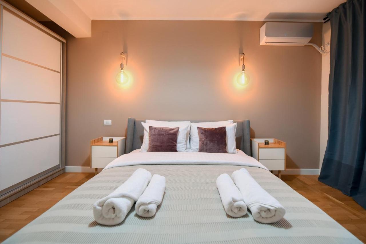 The Dream Apartment - Near Radisson Hotel Bükreş Dış mekan fotoğraf